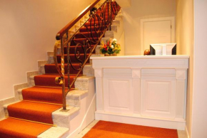 Гостиница Hotel Vila 60  Тирана